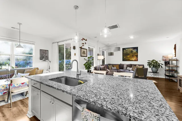 $680,000 | 1035 Sago Palm Court, Mount Pleasant, SC 29429