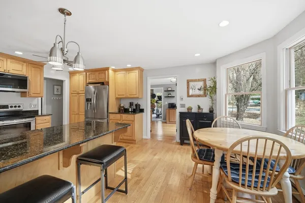 $725,000 | 100 South Loomis Street, Southwick, MA 01077