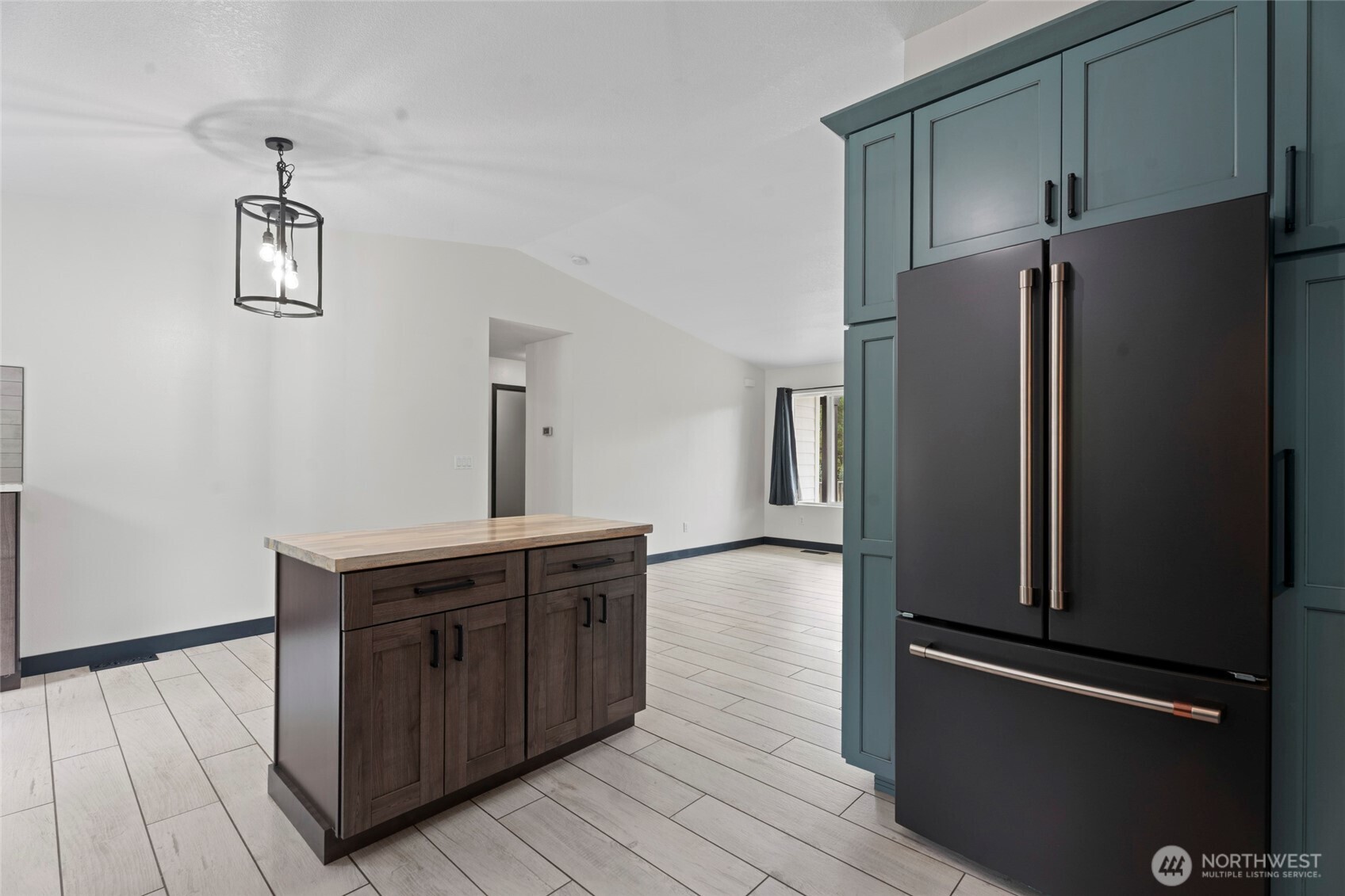 270 Hinch Road Castle Rock, WA 98611 - Photo 11 of 40 Gallery Image 11