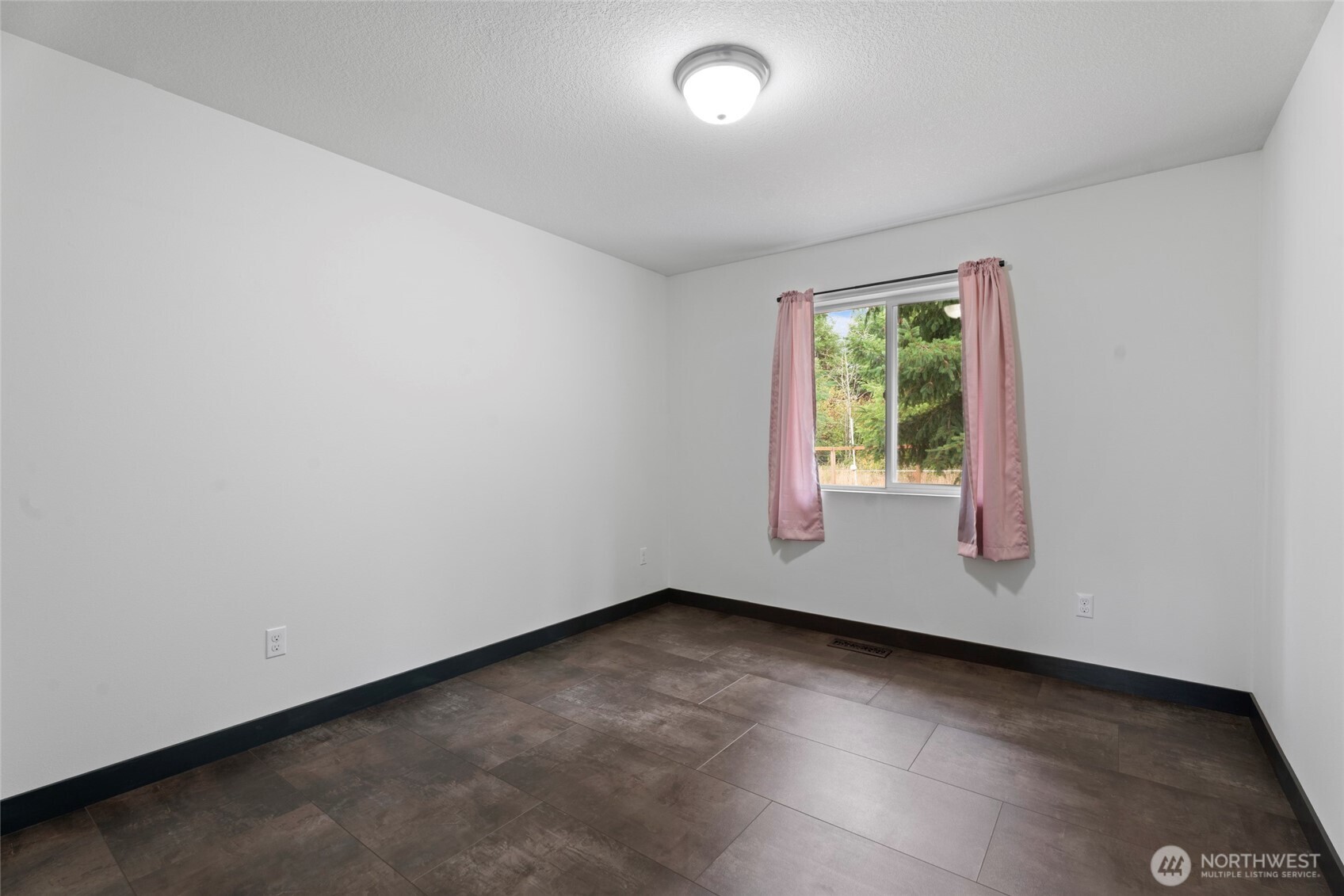 270 Hinch Road Castle Rock, WA 98611 - Photo 21 of 40 Gallery Image 21
