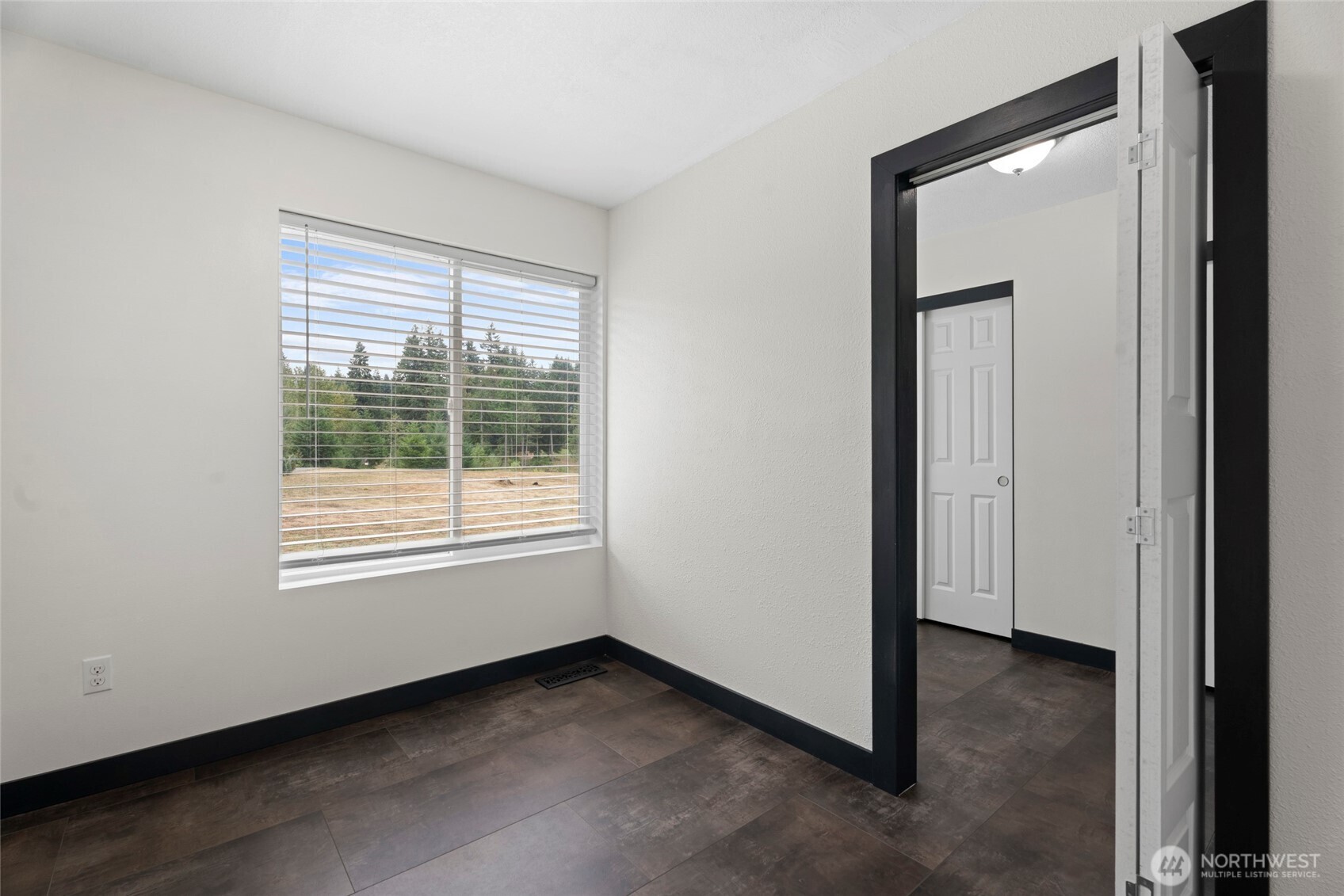 270 Hinch Road Castle Rock, WA 98611 - Photo 24 of 40 Gallery Image 24
