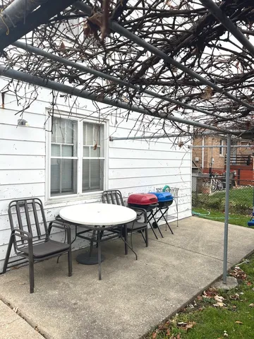 $350,000 | 2825 North Moody Avenue, Chicago, IL 60634