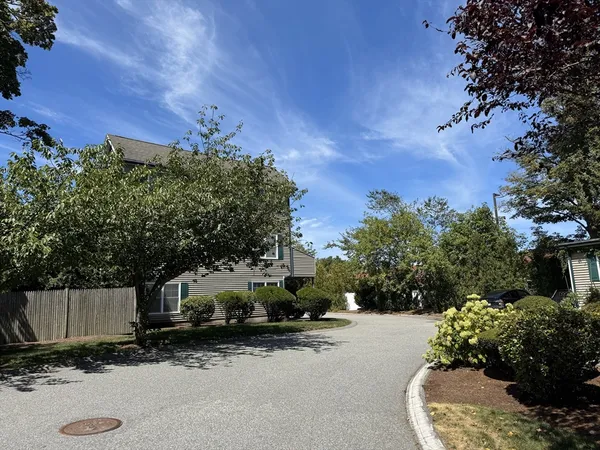 $499,900 | 97 Sylvan Street, Unit 7, Danvers, MA 01923