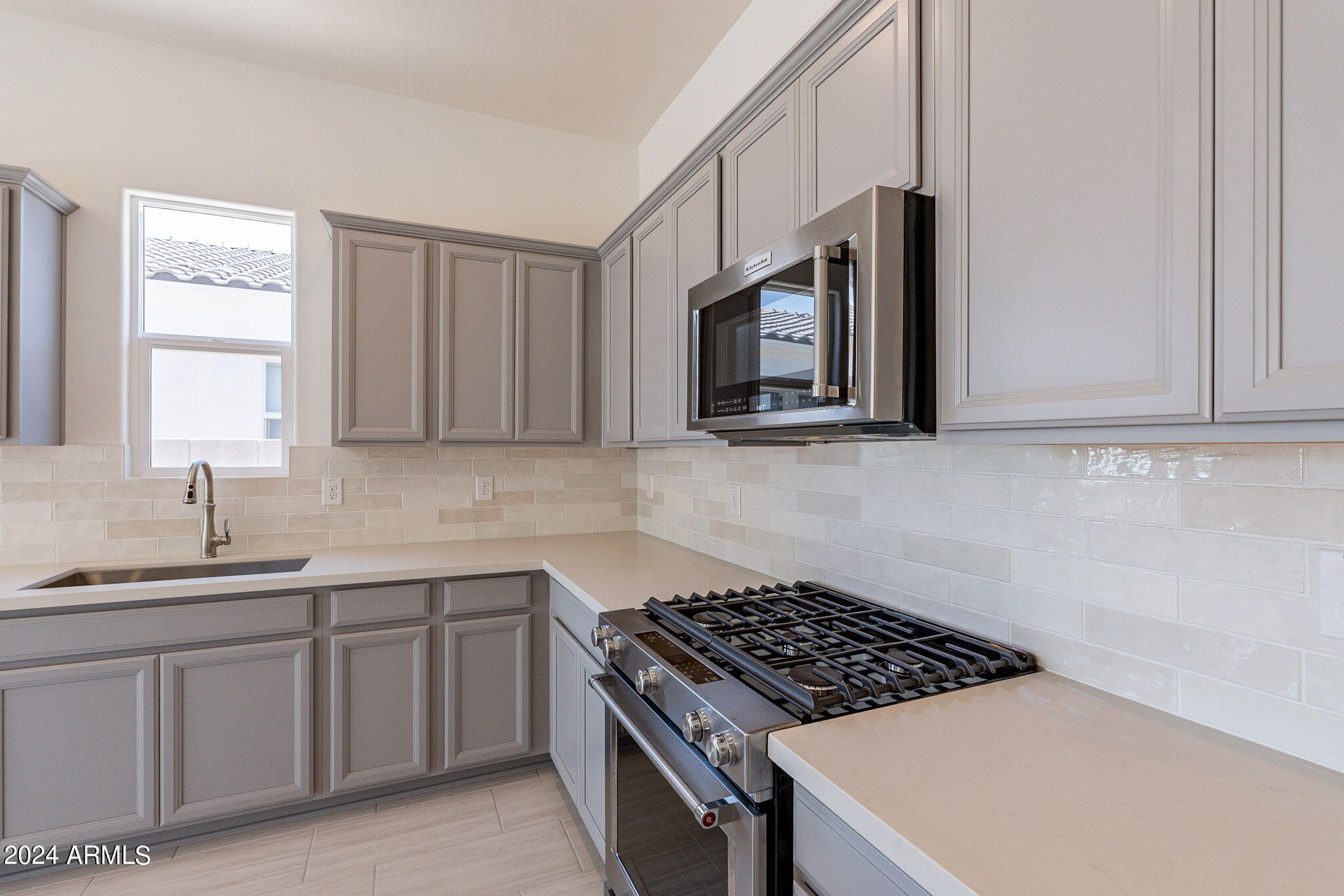 18023 West Long Lake Road Goodyear, AZ 85338 - Photo 6 of 36 12-web-or-mls-Long-11