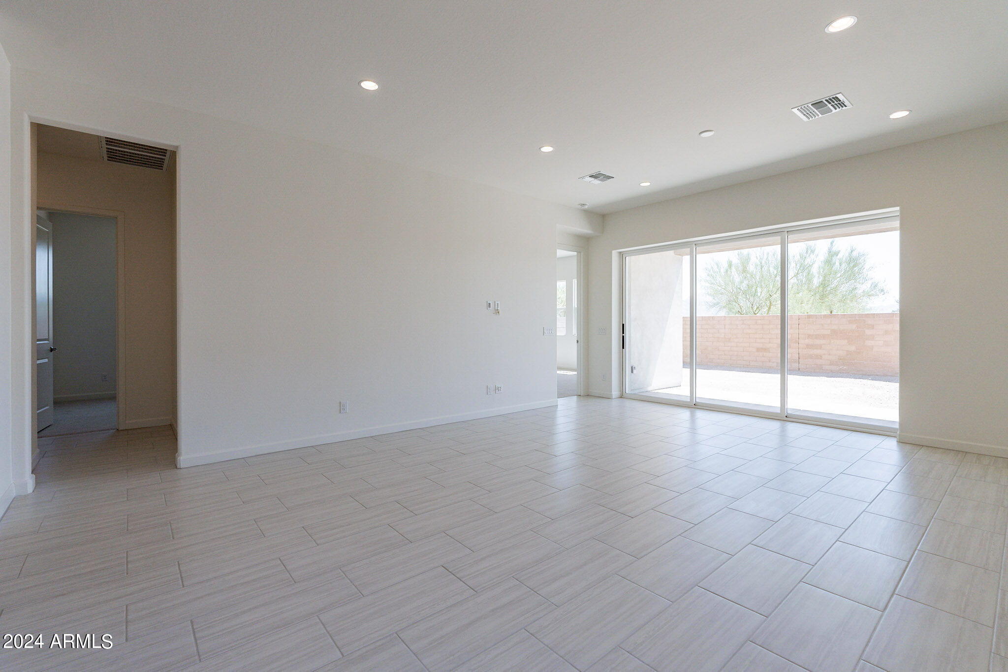 18023 West Long Lake Road Goodyear, AZ 85338 - Photo 7 of 36 7-web-or-mls-Long-6