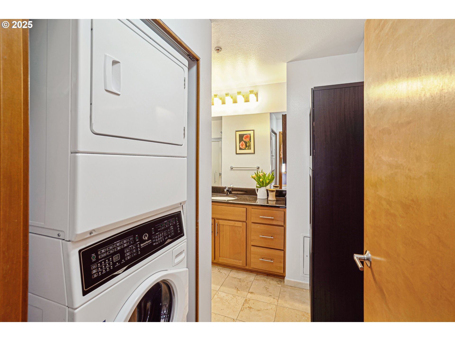 2335 Northwest Raleigh Street, Unit 123 Portland, OR 97210 - Photo 14 of 17 Community Amenities