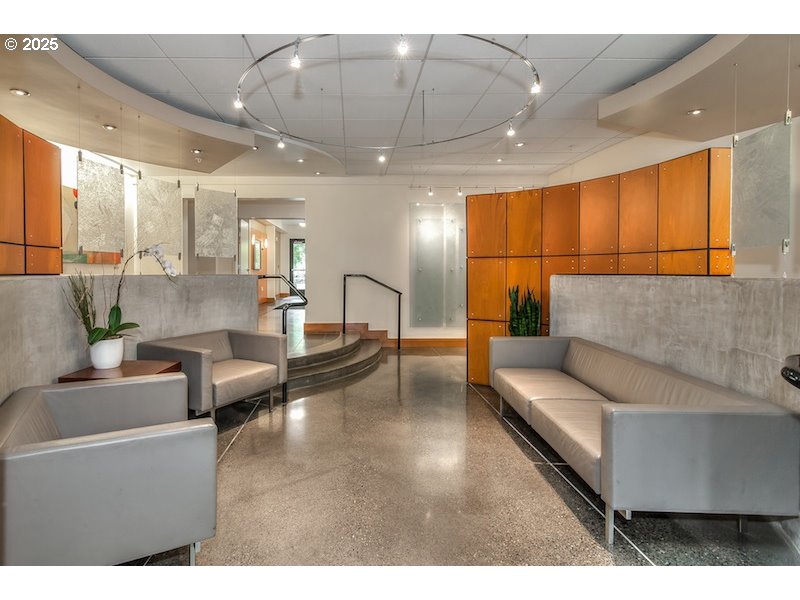 2335 Northwest Raleigh Street, Unit 123 Portland, OR 97210 - Photo 17 of 17 Community Amenities