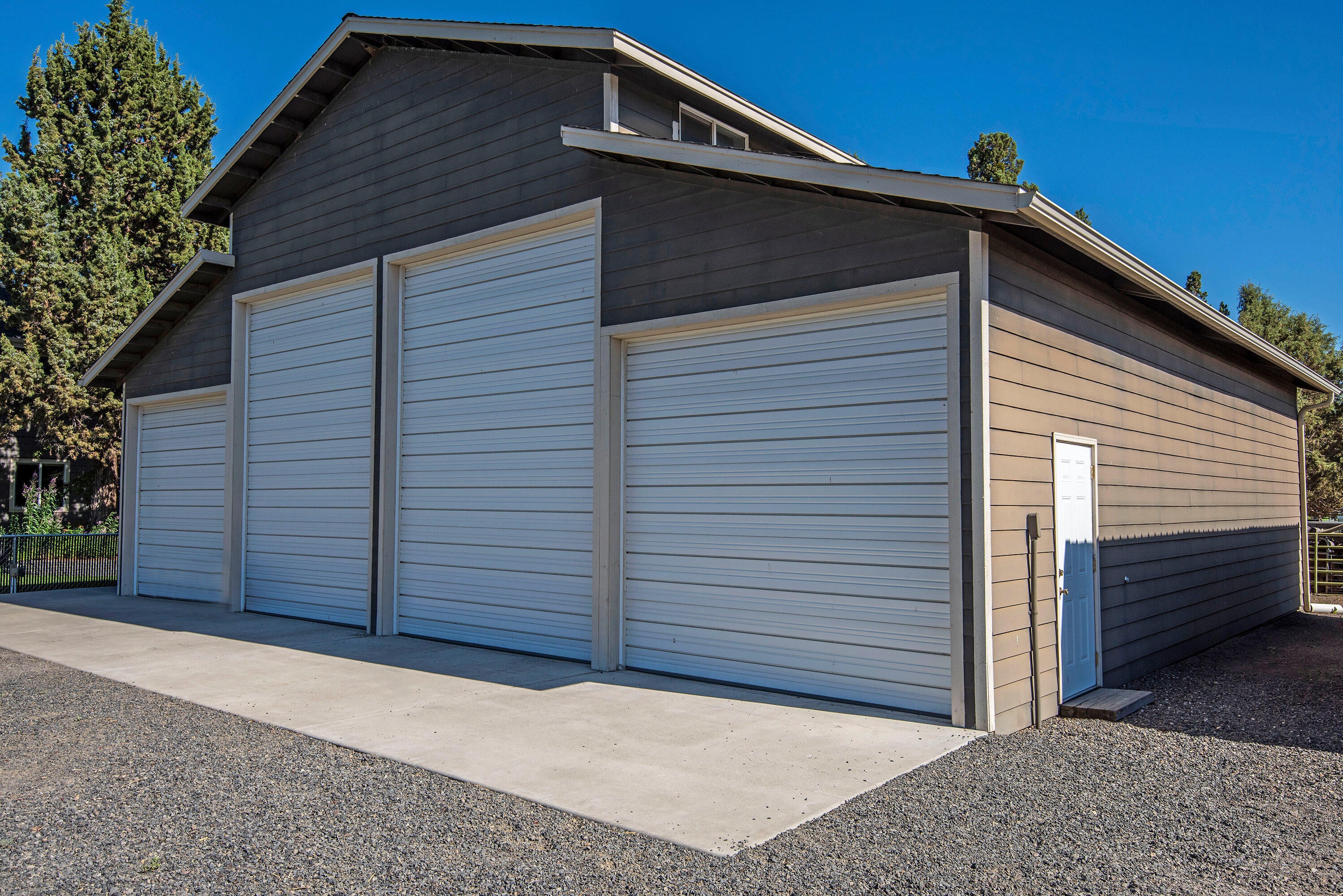 62227 Powell Butte Road Bend, OR 97701 - Photo 47 of 63 Shop
