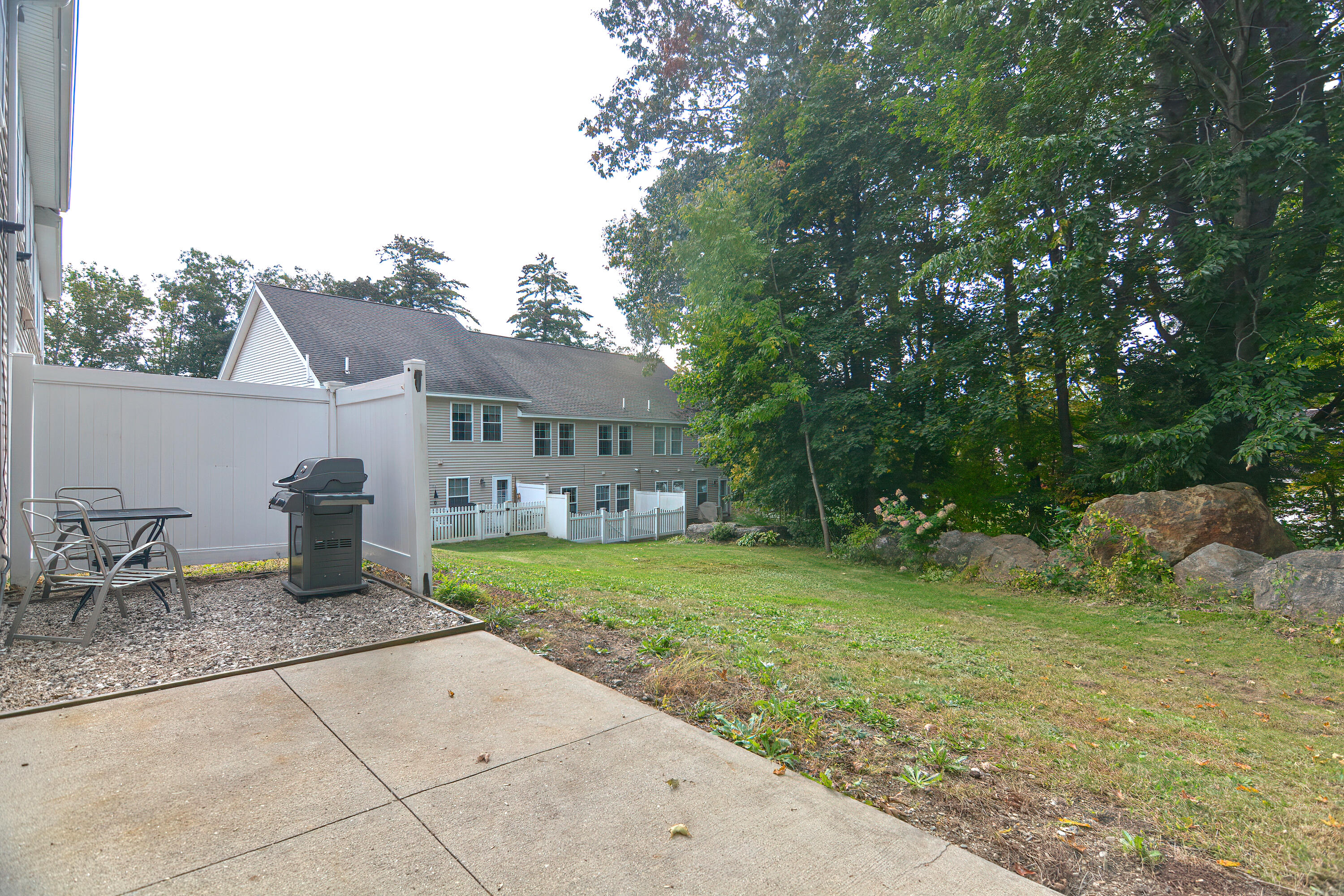 6 Sidetrack Lane, Unit 6 Springvale, ME 04083 - Photo 11 of 55 MH1_2806