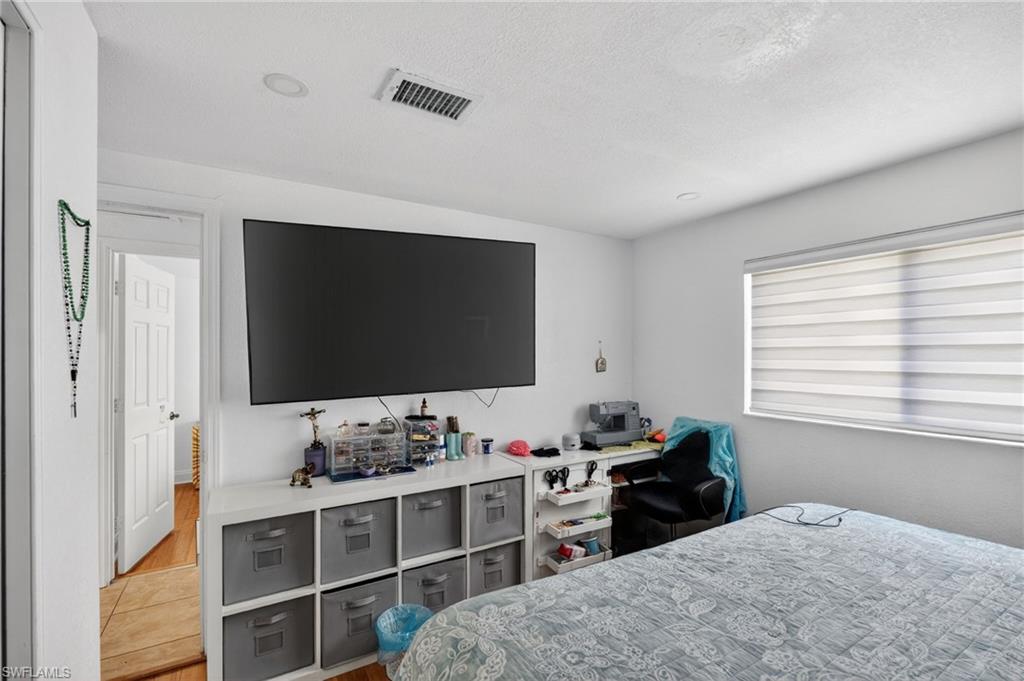 361 27th Street Southwest Naples, FL 34117 - Photo 20 of 49