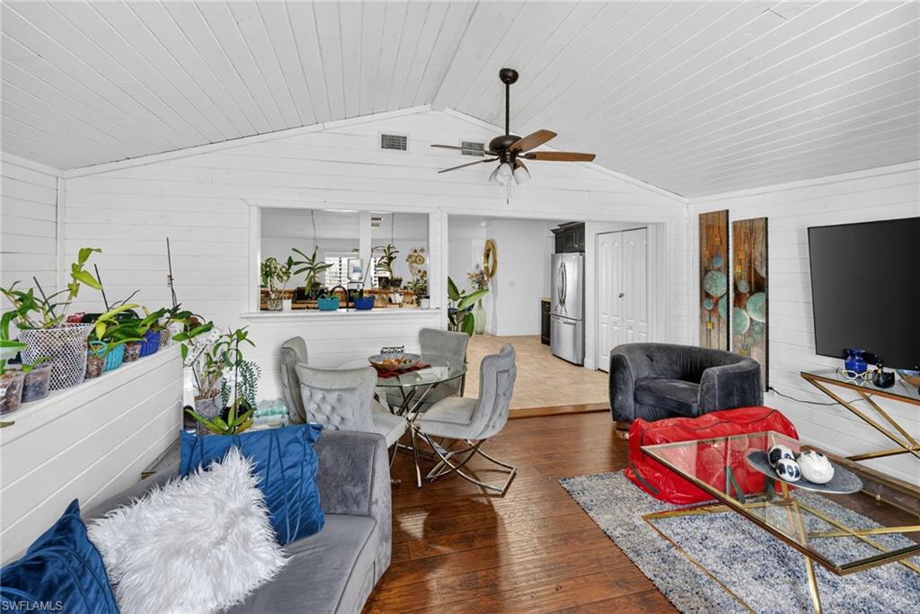 361 27th Street Southwest Naples, FL 34117 - Photo 10 of 49