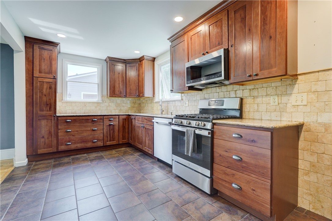4174 West Lake Road Geneseo, NY 14454 - Photo 13 of 45 Gallery Image 13