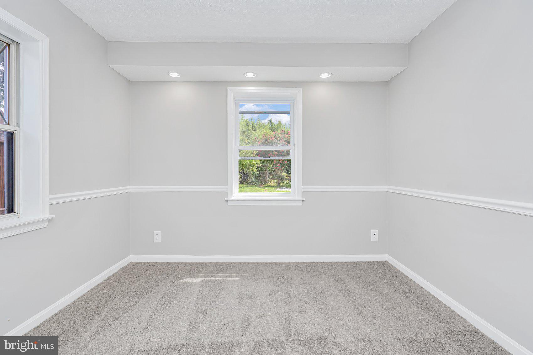 3309 Sollers Point Road Dundalk, MD 21222 - Photo 16 of 37