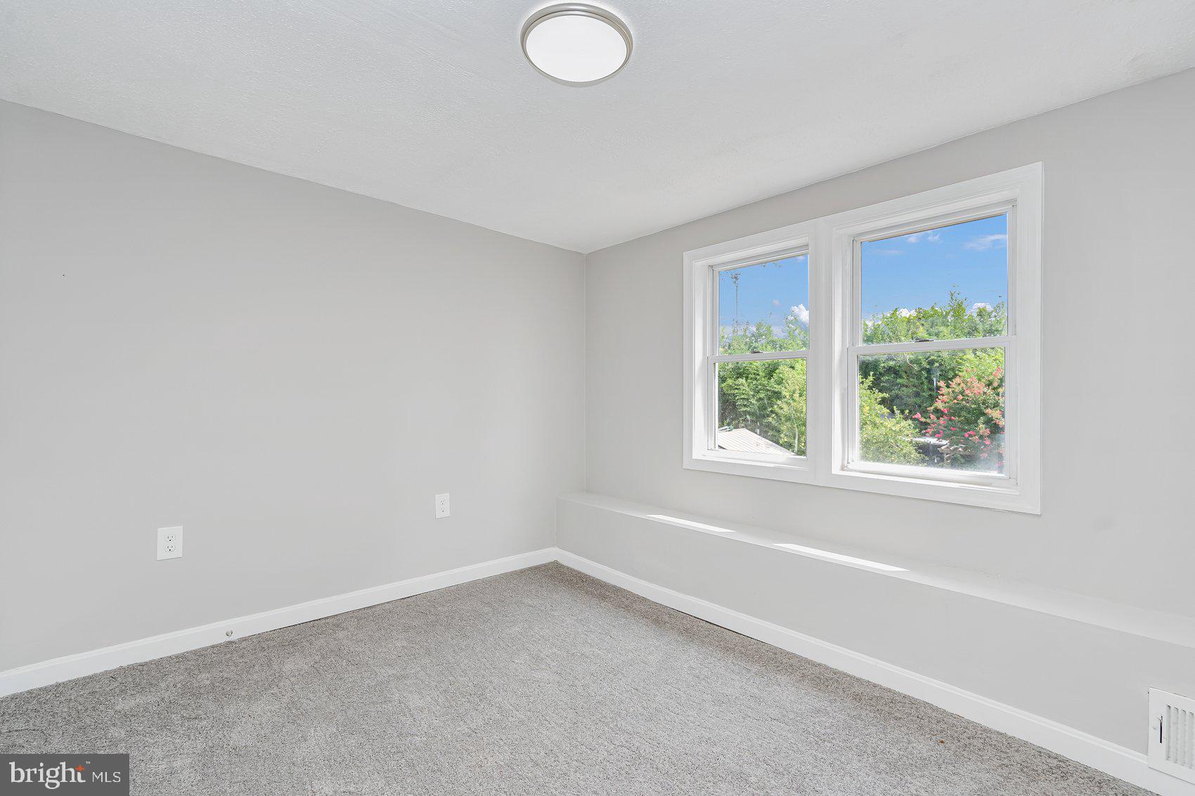 3309 Sollers Point Road Dundalk, MD 21222 - Photo 24 of 37