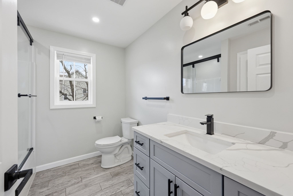 14 Crane Street Springfield, MA 01104 - Photo 24 of 32