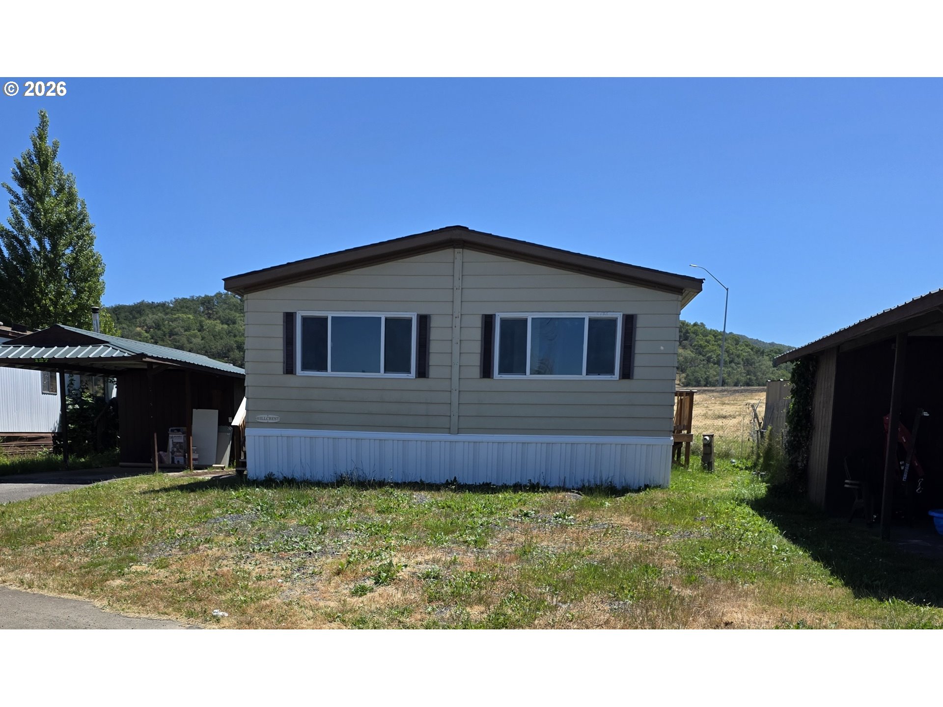 127 Southwest Berry Loop Lane Roseburg, OR 97471 - Photo 2 of 21