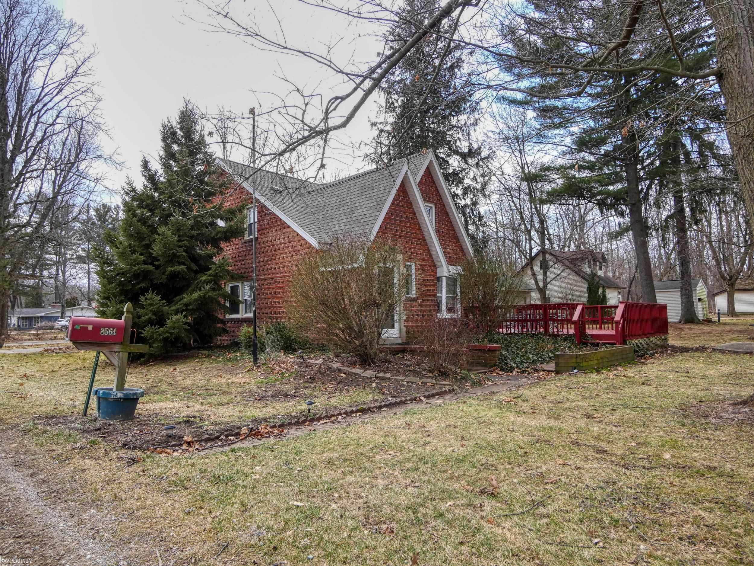 8564 Lakeview Avenue Lexington, MI 48450 - Photo 33 of 38 50134141-b671da3a-6fd4-4acb-96d6-1aff2039bd3b.JPG