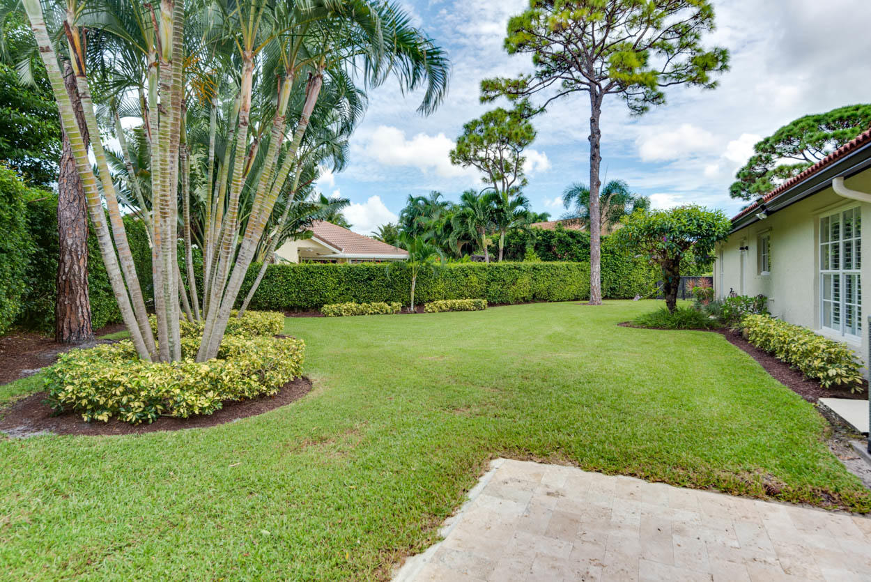 2796 Northwest 29th Avenue Boca Raton, FL 33434 - Photo 28 of 30 Side Yard
