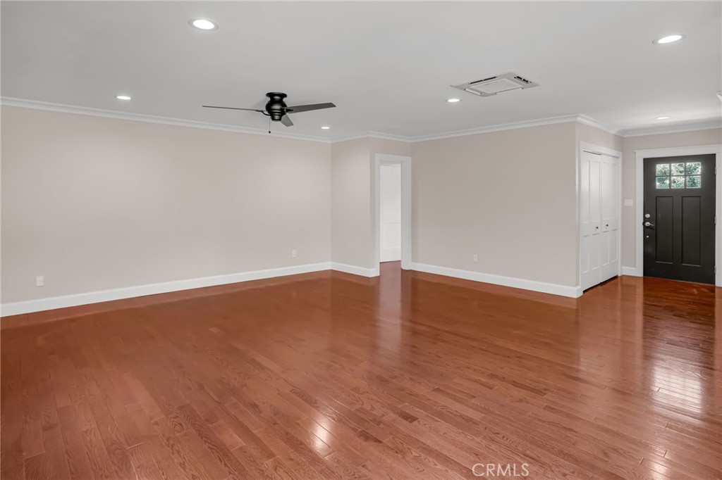 3073 Heather Road Long Beach, CA 90808 - Photo 11 of 59 Gallery Image 11
