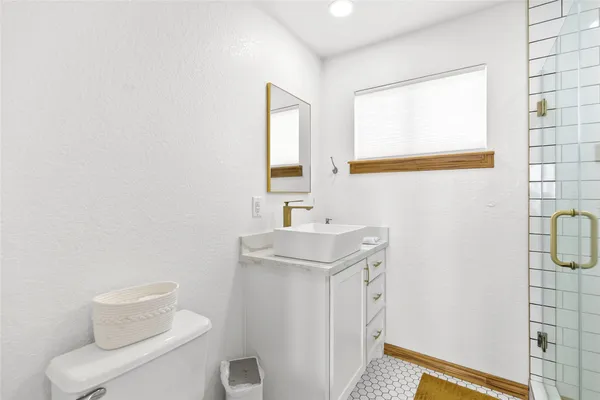 $499,999 | 902 Beach Drive, Surfside Beach, TX 77541