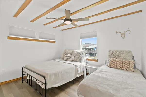 $499,999 | 902 Beach Drive, Surfside Beach, TX 77541