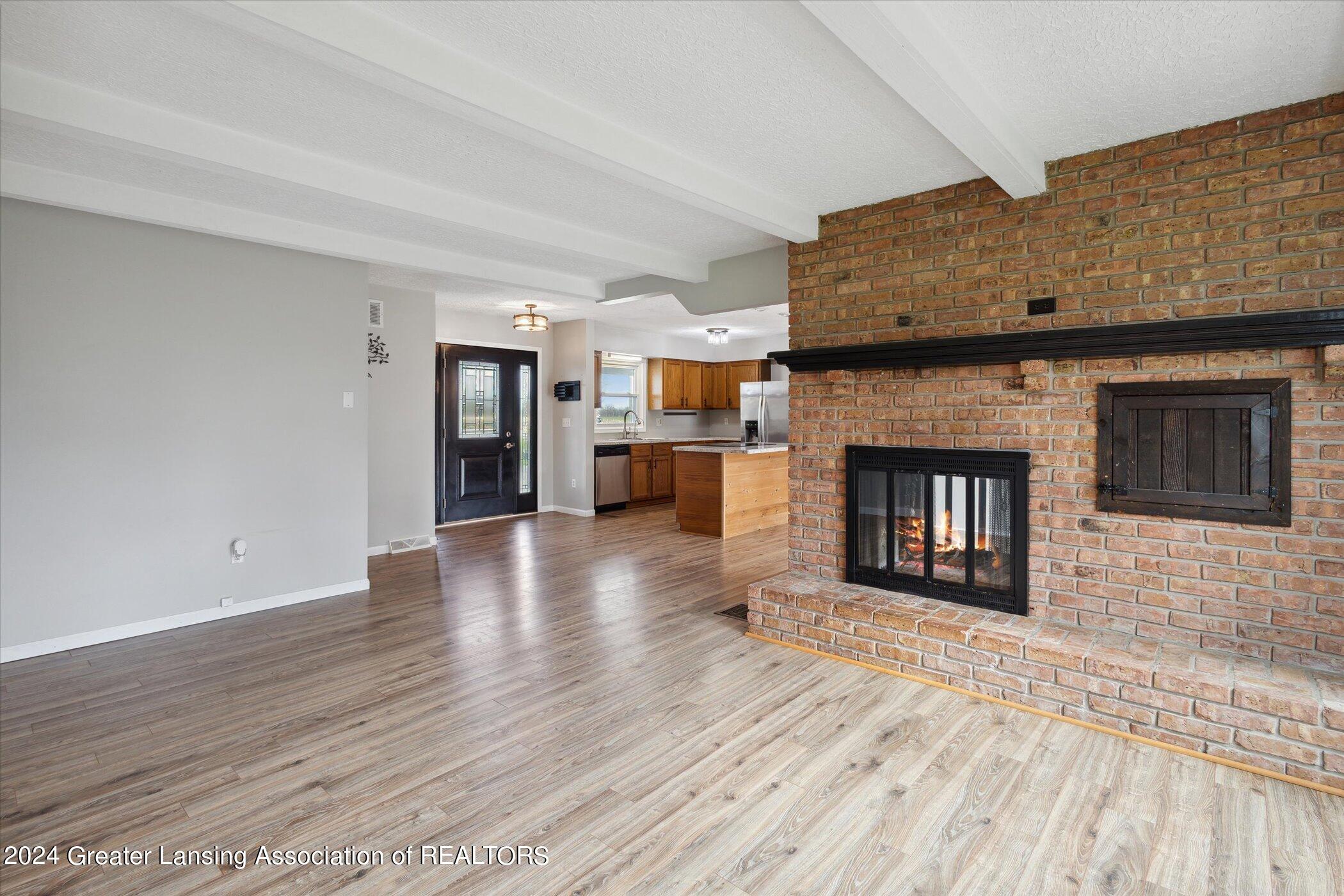 8378 North Cochran Road Grand Ledge, MI 48837 - Photo 9 of 40 11-8378-N-Cochran-Rd-Grand-Ledge-MI-4883