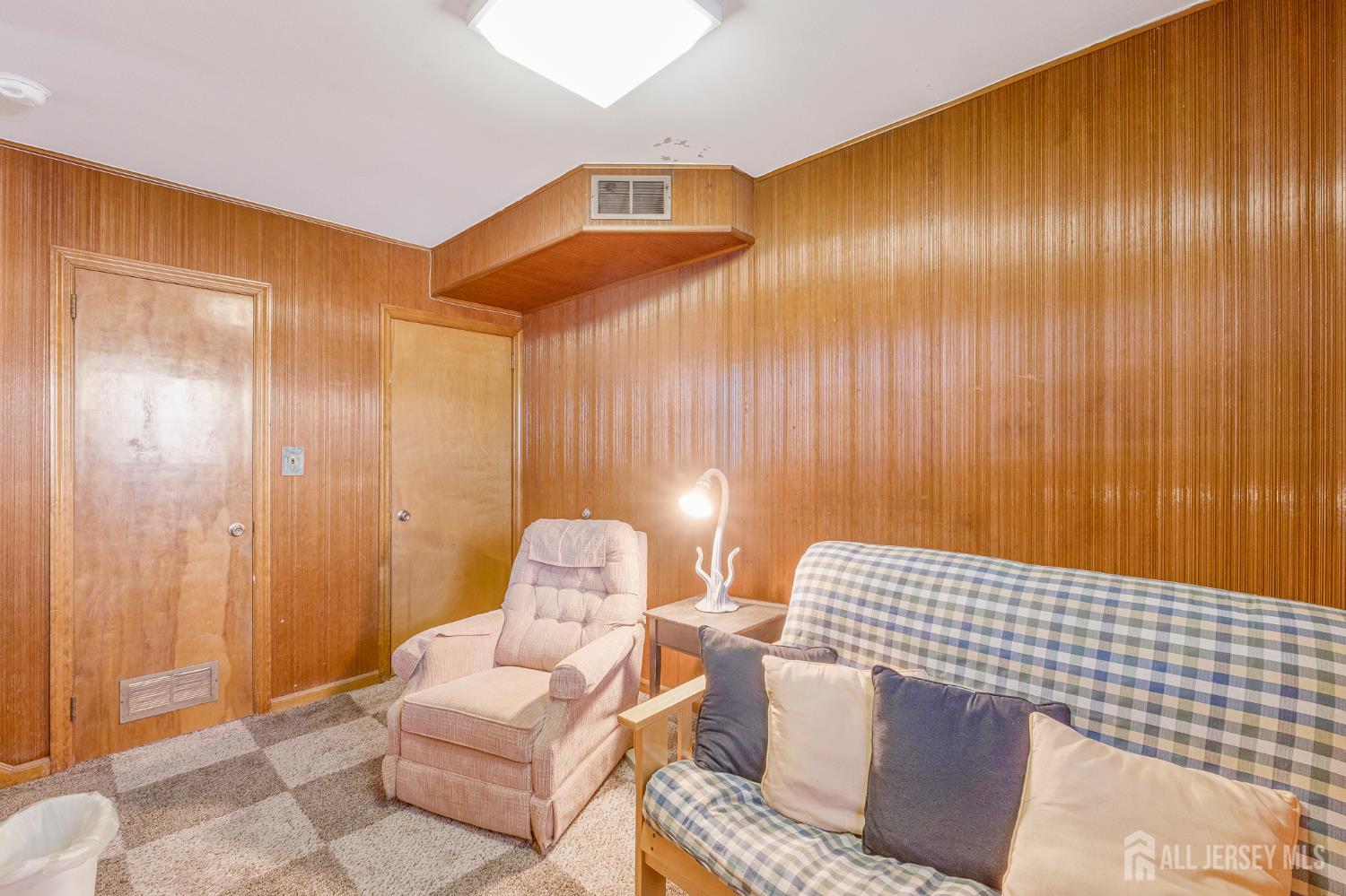 241 Cook Avenue Middlesex, NJ 08846 - Photo 24 of 33 a living room with furniture