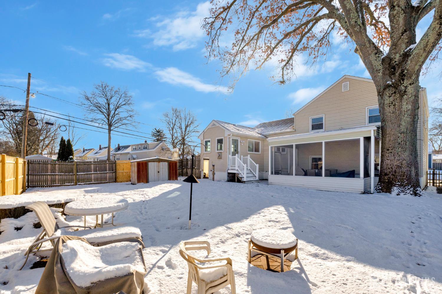 241 Cook Avenue Middlesex, NJ 08846 - Photo 27 of 33 a outdoor space with lots of furniture and plants