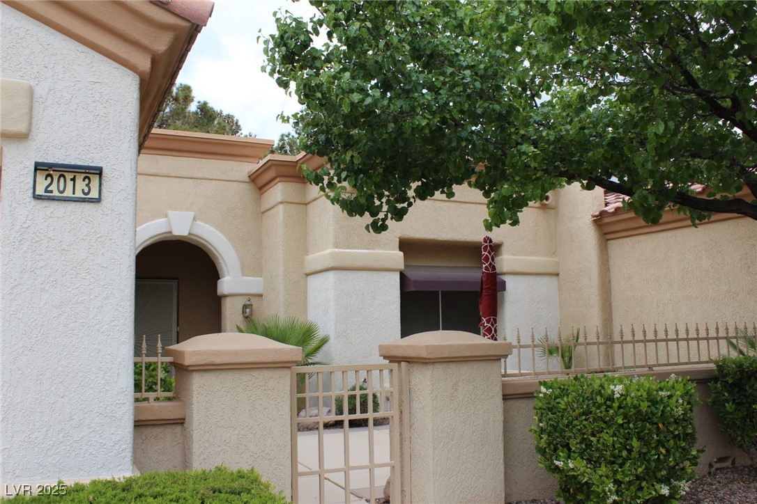 2013 Capestone Street Las Vegas, NV 89134 - Photo 2 of 40