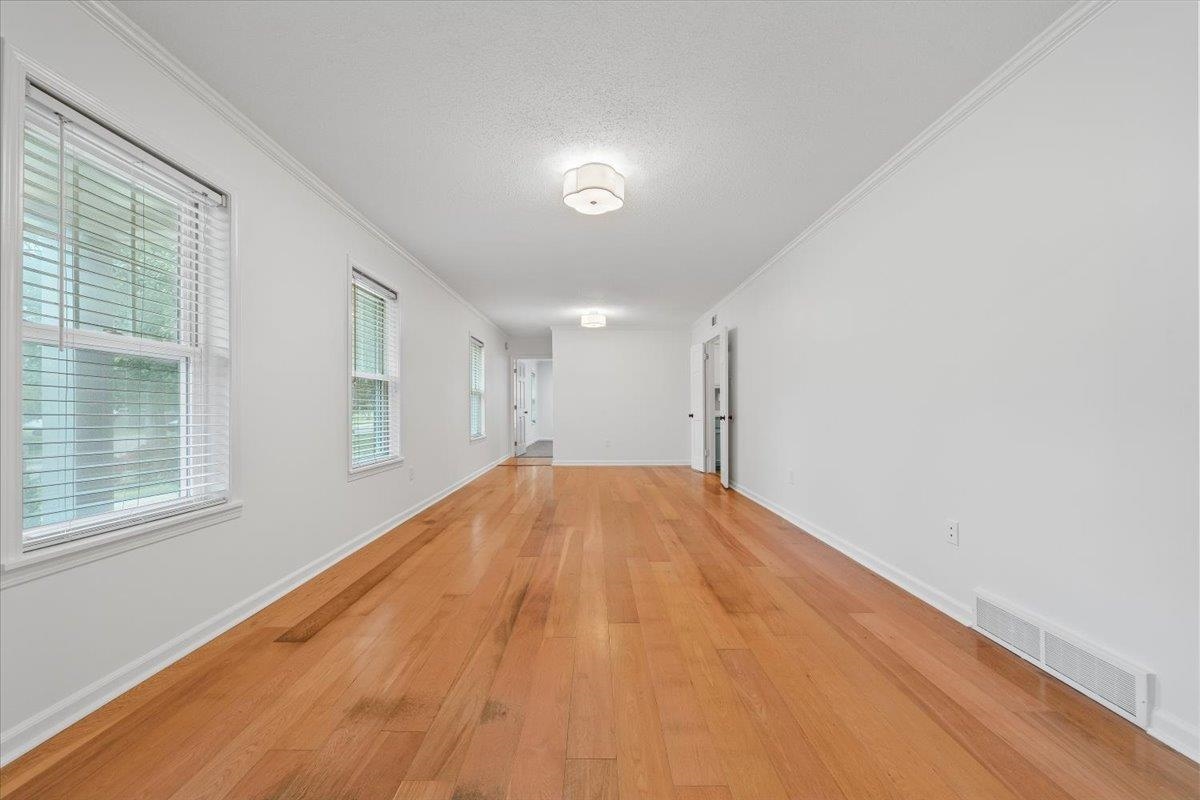 259 West White Road Collierville, TN 38017 - Photo 7 of 39