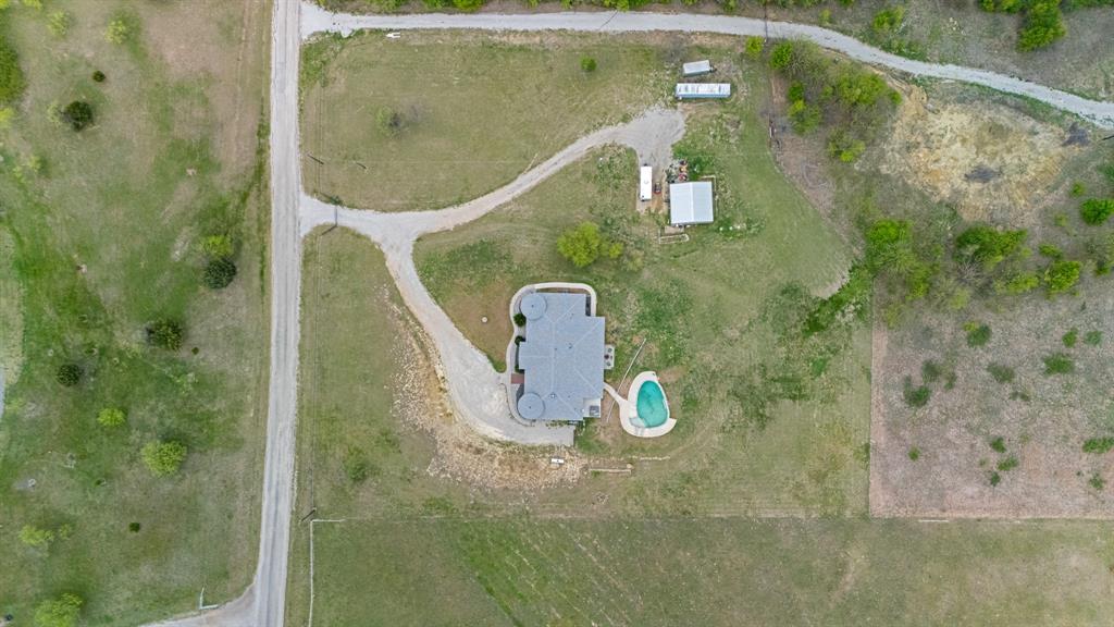 1395 Private Road 4011 Decatur, TX 76234 - Photo 34 of 35