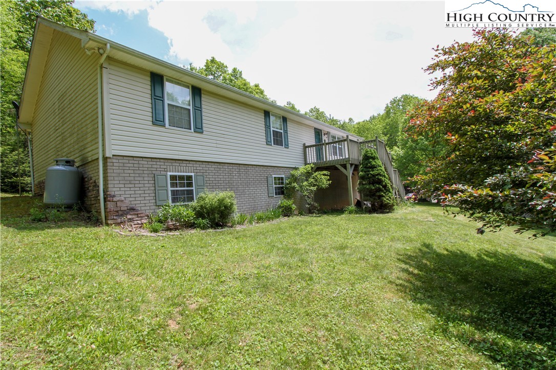 333 Rivers Crest Road Boone, NC 28607 - Photo 2 of 49