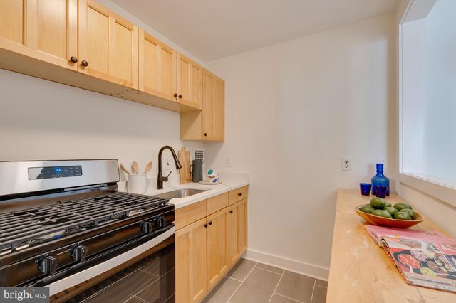 $310,000 | 2401 H Street Northwest, Unit 606, Washington, DC 20037