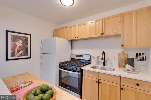 $310,000 | 2401 H Street Northwest, Unit 606, Washington, DC 20037