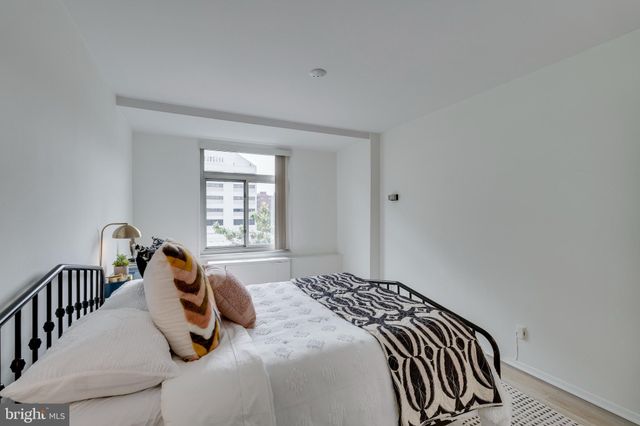 $310,000 | 2401 H Street Northwest, Unit 606, Washington, DC 20037