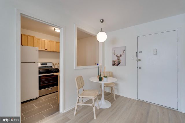 $310,000 | 2401 H Street Northwest, Unit 606, Washington, DC 20037