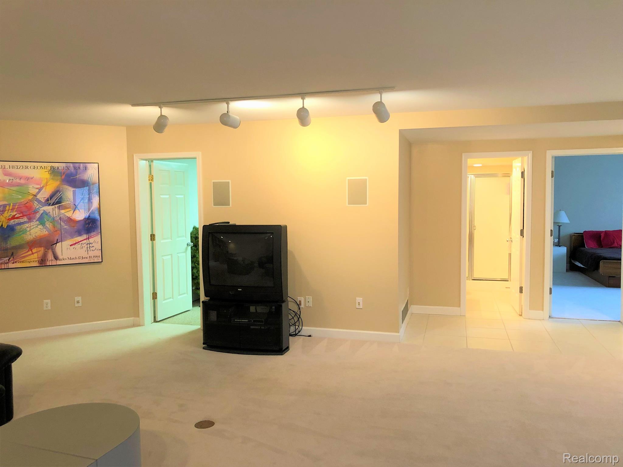 7277 Rabbit Ears Pass, Unit 32 Clarkston, MI 48346 - Photo 29 of 36 Gallery Image 29