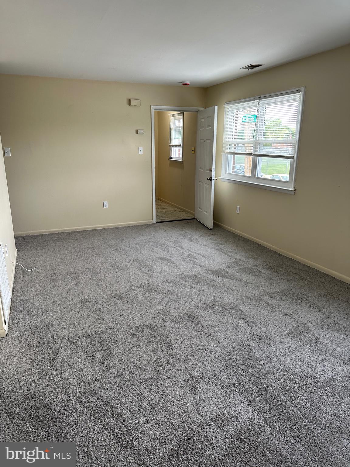 8251 Crispin Street, Unit A Philadelphia, PA 19136 - Photo 4 of 21
