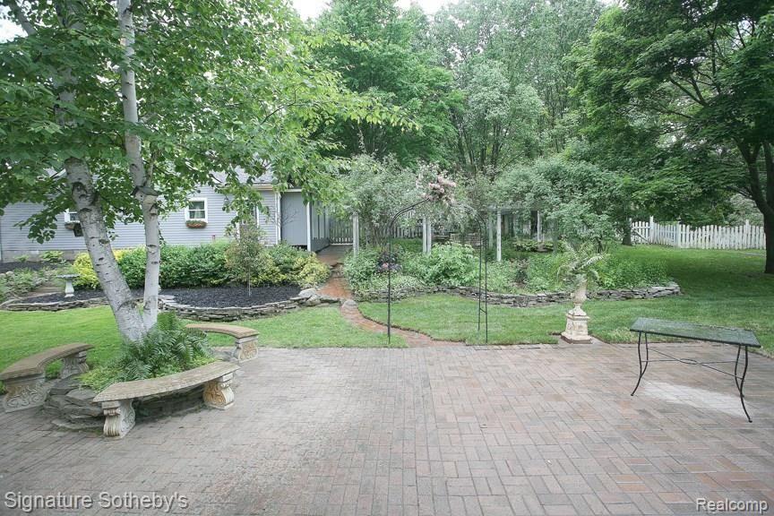 61 South Holcomb Road Clarkston, MI 48346 - Photo 11 of 52 Brick Patio.jpg