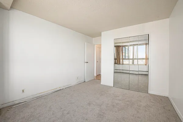 $67,000 | 8900 East Jefferson Avenue, Unit 1109, Detroit, MI 48214