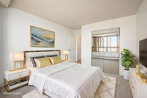 $67,000 | 8900 East Jefferson Avenue, Unit 1109, Detroit, MI 48214