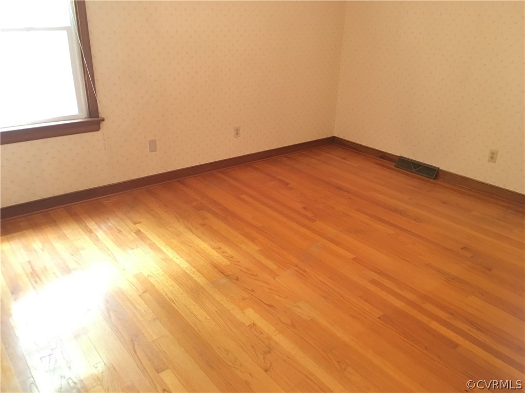 12918 South Chester Road Chester, VA 23831 - Photo 18 of 39 Gallery Image 18