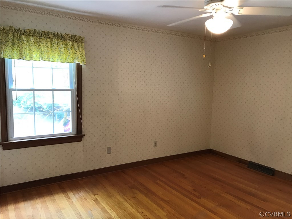 12918 South Chester Road Chester, VA 23831 - Photo 19 of 39 Gallery Image 19