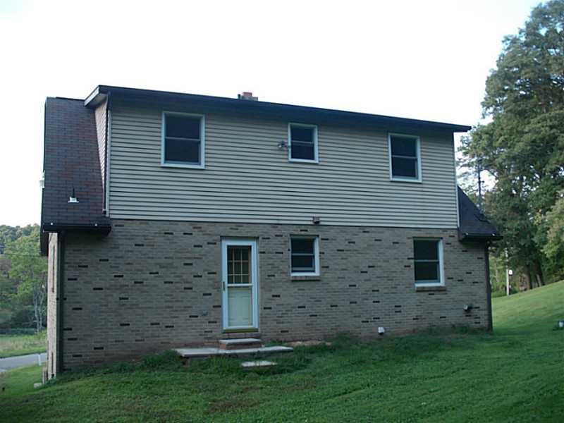 158 McFann Road Valencia, PA 16059 - Photo 3 of 21 Exterior Back.