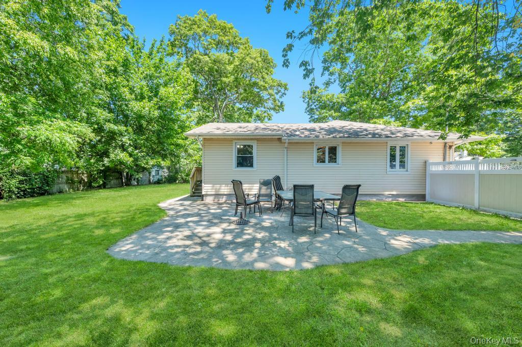 34 Windus Road Shirley, NY 11967 - Photo 29 of 32