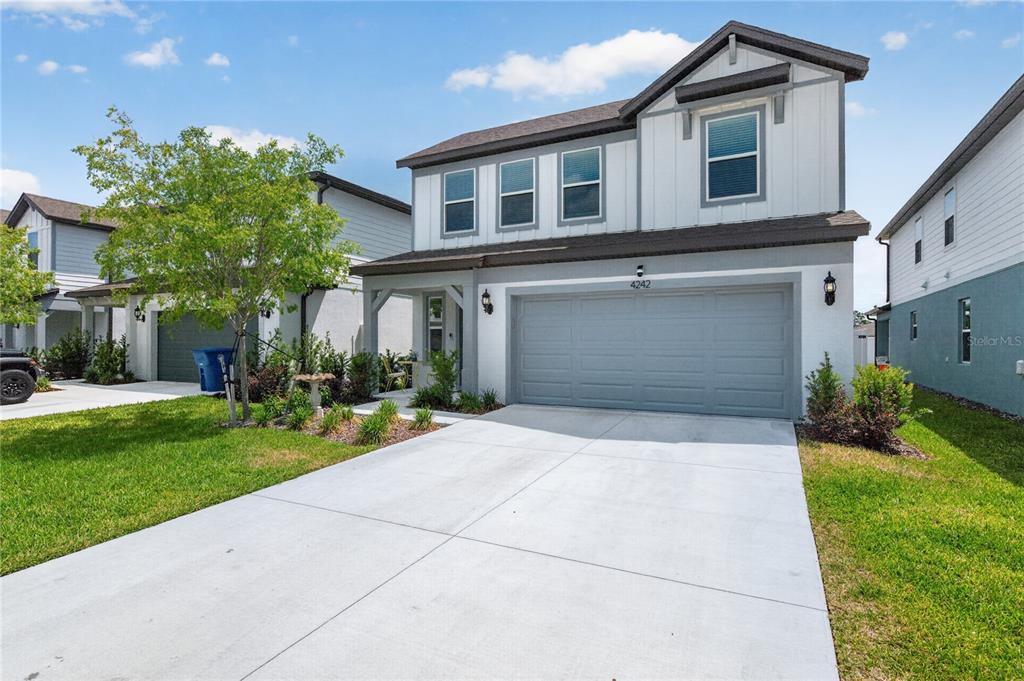 4242 Goldfoil Road Spring Hill, FL 34609 - Photo 3 of 79
