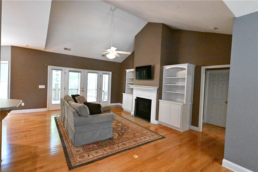109 Ridgestone Drive Central, SC 29630 - Photo 10 of 42 Gallery Image 10