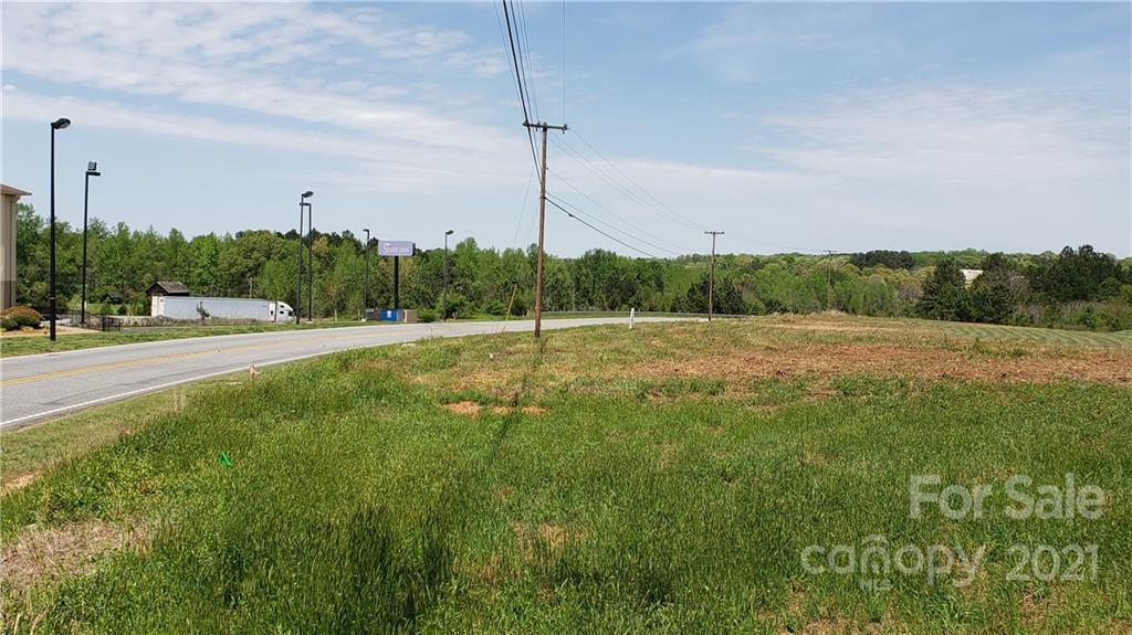 0 Windslow Avenue Gaffney, SC 29341 - Photo 11 of 35 a view of a grassy field