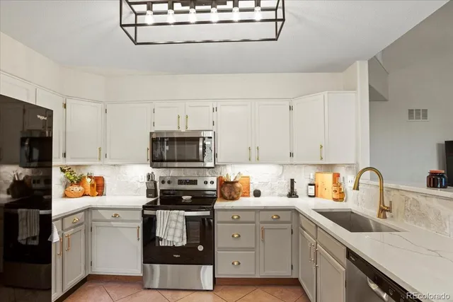 $559,000 | 5181 East Devon Avenue, Castle Rock, CO 80104