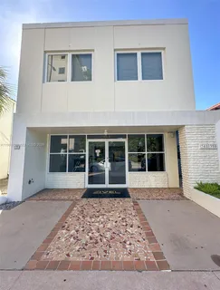 $2,250 | 350 Minorca Avenue, Unit 1, Coral Gables, FL 33134